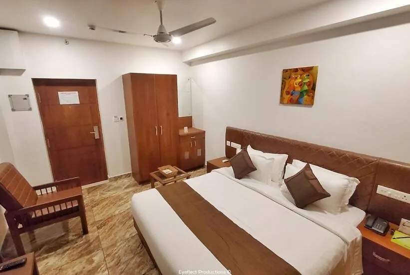 ***  Hotel Vani Changanacheri India