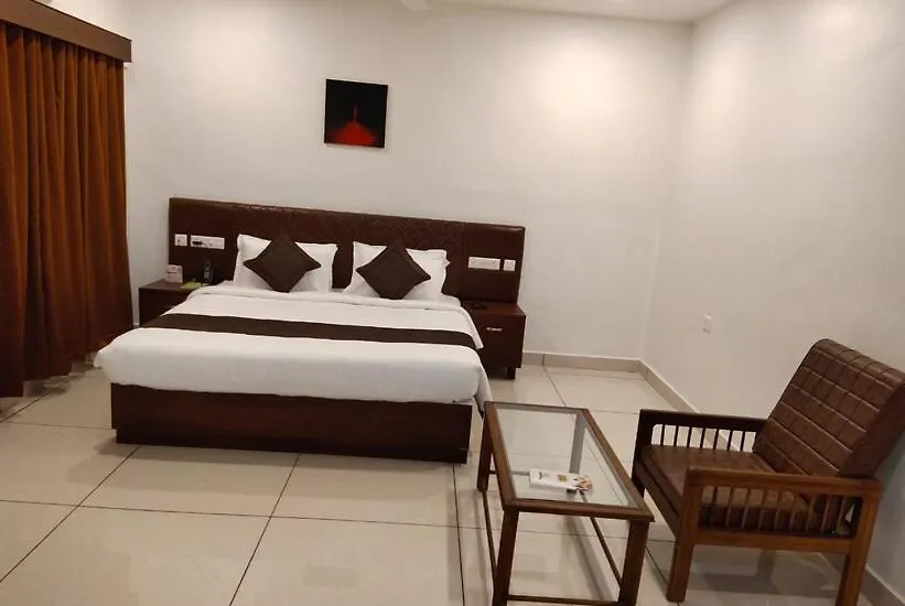 Hotel Vani Changanacheri